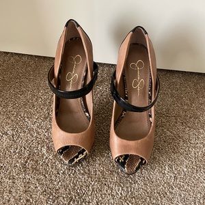 Jessica Simpson Mary Jane heels size 6.5.